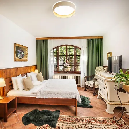 Apartments Dlouha 93 Cesky Krumlov Exterior photo